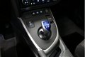 Toyota Auris - 1.8 Hybrid Lease PANORAMA + NAVIGATIE + AUTOMAAT - 1 - Thumbnail