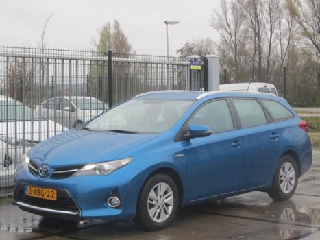 Toyota Auris Touring Sports - 1.8 Hybrid Aspiration - 1