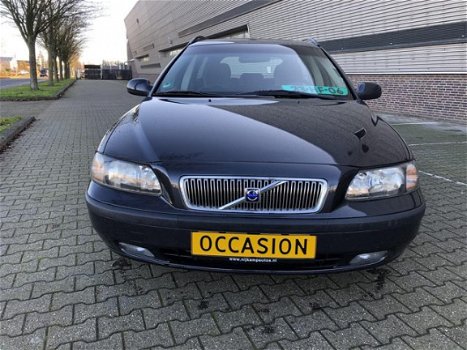 Volvo V70 - 2.4 Comfort Line - 1