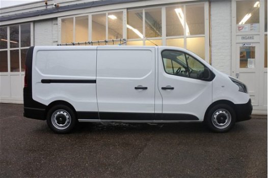 Renault Trafic - L2H1 Turbo2 | 141 PK | NAVI | TREKHAAK | CRUISE CNTRL | KEURIGE STAAT - 1