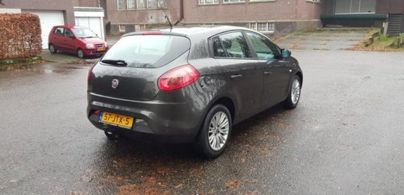 Fiat Bravo - 1.4 16v Corporate - 1