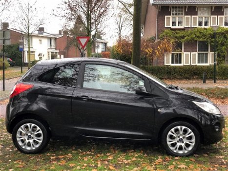 Ford Ka - 1.2 Titanium airco nieuwe velgen apk zeer netjes - 1