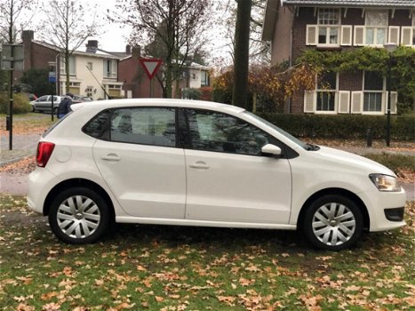 Volkswagen Polo - 1.2-12V BlueMotion Trendline airco nieuwe apk 2011 vol onderhoudt - 1