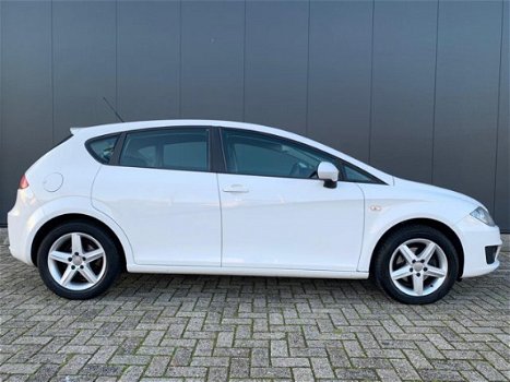 Seat Leon - 1.6 Hattrick NETTE AUTO, AIRCO, RIJDT GOED - 1