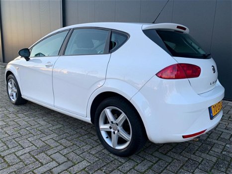 Seat Leon - 1.6 Hattrick NETTE AUTO, AIRCO, RIJDT GOED - 1