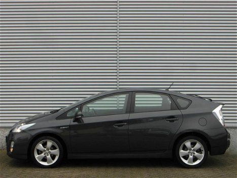 Toyota Prius - 1.8 Hybrid Aspiration Automaat Clima Cruise - 1