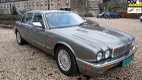 Jaguar XJ - Daimler SIX / 4.0 Long Wheel Base Automaat Airco - 1 - Thumbnail