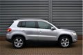 Volkswagen Tiguan - 2.0 TSI Sport&Style 4Motion Leder Panorama Pdc Nav. + Inruil Mogelijk - 1 - Thumbnail