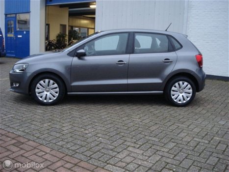 Volkswagen Polo - 1.4-16V Comfortline - 1