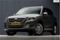 Volkswagen Tiguan - 1.4 TSI Sport&Style 4Motion (SCHUIFDAK, NAVIGATIE, CAMERA, LEDER, ELEK STOELEN, - 1 - Thumbnail