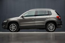 Volkswagen Tiguan - 1.4 TSI Sport&Style 4Motion (SCHUIFDAK, NAVIGATIE, CAMERA, LEDER, ELEK STOELEN,