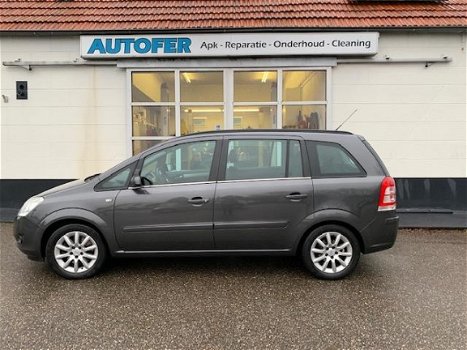 Opel Zafira - 2.2 Temptation 67..027 km Dealer onderhouden en in perfecte staat is op zoek naar jou - 1