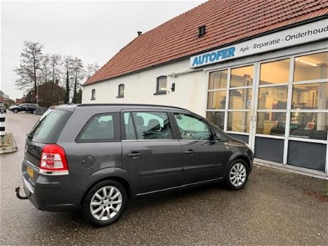 Opel Zafira - 2.2 Temptation 67..027 km Dealer onderhouden en in perfecte staat is op zoek naar jou - 1