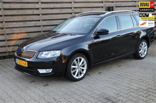 Skoda Octavia Combi - 1.2 TSI Greentech Ambition Businessline Navi / Climate Control / Trekhaak / 6 - 1