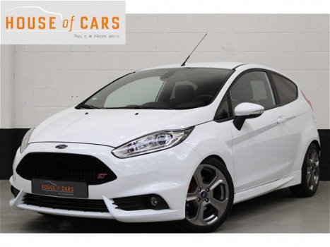 Ford Fiesta - 1.6 182pk ST2 Style pack |dealer-onderhouden|cruisecontrol|recaro|navigatie|verwarmde - 1