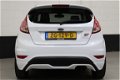 Ford Fiesta - 1.6 182pk ST2 Style pack |dealer-onderhouden|cruisecontrol|recaro|navigatie|verwarmde - 1 - Thumbnail