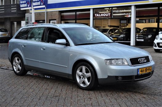 Audi A4 Avant - 2.0 MT AUT, YOUNGTIMER, NW APK, TREKHAAK, LM VELGEN' - 1