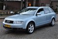 Audi A4 Avant - 2.0 MT AUT, YOUNGTIMER, NW APK, TREKHAAK, LM VELGEN' - 1 - Thumbnail