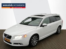 Volvo V70 - 1.6 T4 Summum Cruise control | Climate control | stoelverwarming | Navigatie |