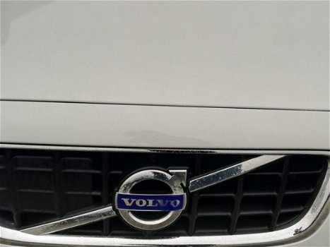 Volvo V70 - 1.6 T4 Summum Cruise control | Climate control | stoelverwarming | Navigatie | - 1