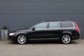 Volvo V70 - 2.0 D4 Summum 5 Cillinder| Lederen bekleding| elektrische stoelverstelling| open dak| Af - 1 - Thumbnail