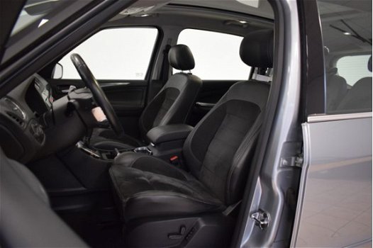 Ford S-Max - 2.0 TDCi Lease Platinum Automaat/Panoramadak/Trekhaak/Stoelverwarming/Navigatie Nederla - 1