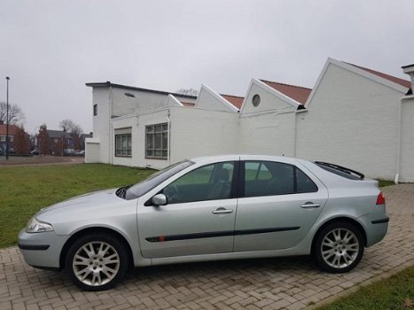 Renault Laguna - 1.8-16V Expression - 1