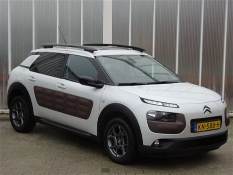 Citroën C4 Cactus - Shine 1.2 PT 82pk Navigatie | Panoramadak | Climatronic | lichtmetalen velgen - 1