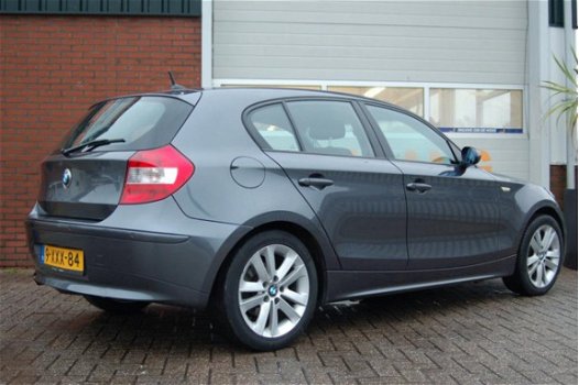 BMW 1-serie - 116i Executive PDC / Stuurwielbediening - 1