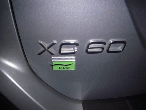 Volvo XC60 - D3 143719 km ECO 5 eind 2011 Schone Motor - 1