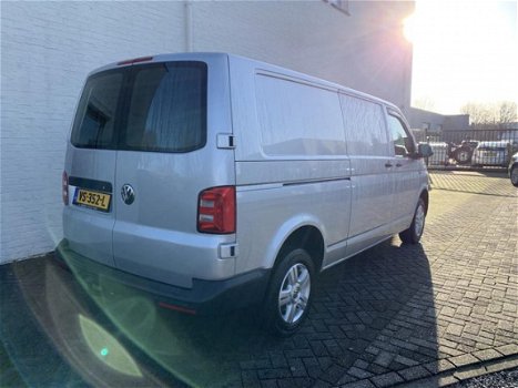 Volkswagen Transporter - 2.0 TDI L2H1 Trendline Airco, Lm-Velgen, PDC, Trekhaak, cruise control - 1