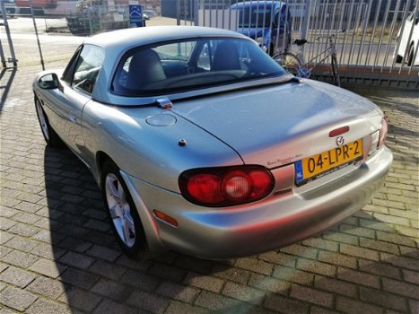 Mazda MX-5 - 1.6i Exclusive 110 pk *Hardtop* *Leder - 1