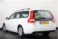 Volvo V70 - 2.0 D3 Kinetic leer led - 1 - Thumbnail