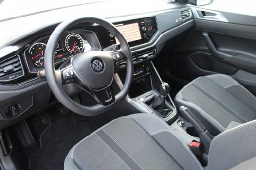 Volkswagen Polo - 1.0 TSI 96PK COPPERLINE | NAVI | CAMERA | ADAPTIVECRUISECTR. | R-LINE LOOK - 1