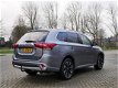 Mitsubishi Outlander - 2.0 PHEV Hybrid 4X4 Executive New Model Xenon Navi - 1 - Thumbnail