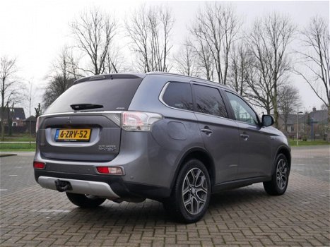 Mitsubishi Outlander - 2.0 PHEV Hybrid 4X4 Executive Ed. X-Line Leder Navi Xenon - 1