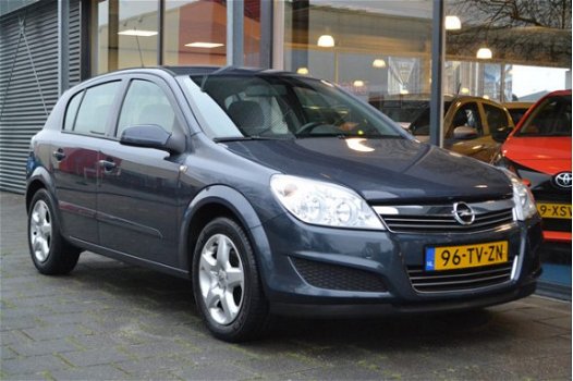 Opel Astra - 1.4 Business | Airco | Cruise C. | Trekhaak | MP3 | - 1