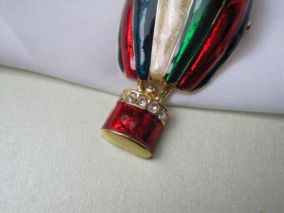 Broche goudkleurige luchtballon met rood groen gemarmerd emaille 5.8x3.2 cm - Afbeelding 5