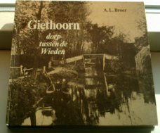 Giethoorn dorp tussen de Wieden(A.L. Broer, 9063791410).