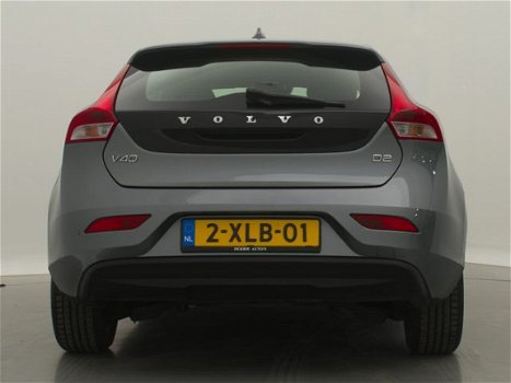 Volvo V40 - 1.6 D2 Momentum Business / NAVI / AIRCO-ECC / CRUISE CTR. / PDC / ELEK. PAKKET - 1