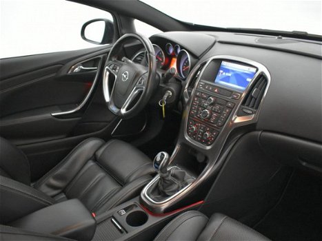 Opel Astra GTC - 2.0 Turbo OPC *281PK* / LEDER / NAVI / CRUISE CTR. / XENON / PDC / 20'' LM-VELGEN - 1