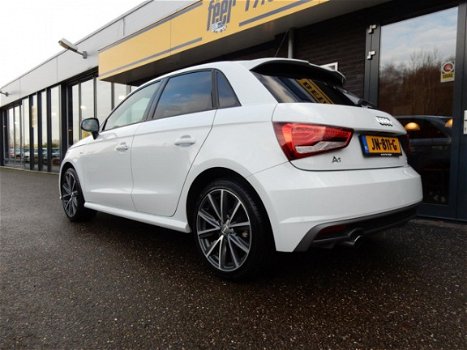 Audi A1 Sportback - 1.0 TFSI Adrenalin S LINE automaat - 1