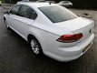 Volkswagen Passat - 1.6 TDI Comfortline - 1 - Thumbnail