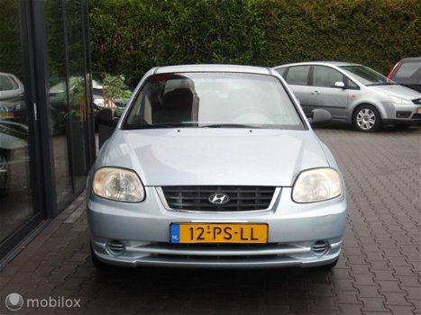 Hyundai Accent - 1.3i Active - 1