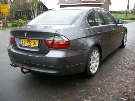 BMW 3-serie - 320I Nieuw type + Airco - 1