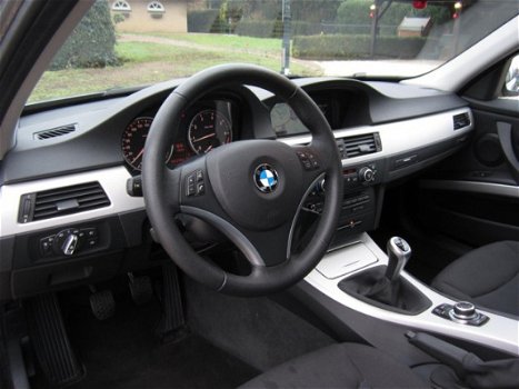 BMW 3-serie - 316i Business Line Full-map Navi ECC Cruise - 1