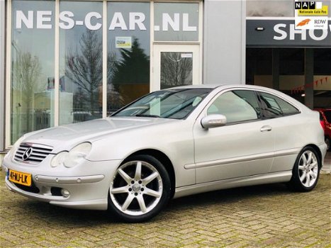 Mercedes-Benz C-klasse Sportcoupé - 180 K. Amice 6-BAK, Cruise Cr. PDC V+A, Dealer Onderhouden - 1