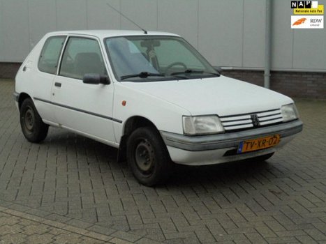 Peugeot 205 - 1.4 Génération Nap Nieuwe apk - 1