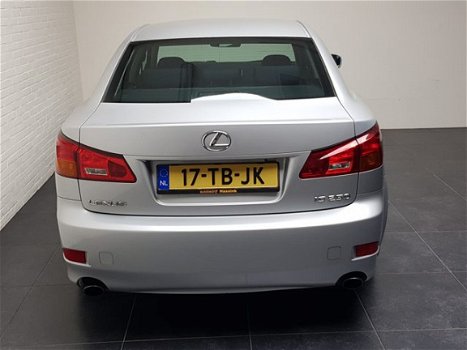 Lexus IS - IS 250 V6 17