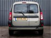 Dacia Logan MCV - 1.6-16V, Lauréate 7Pers., 1 Ste Eigenaar, Dealer Onderhouden, NL-Auto - 1 - Thumbnail